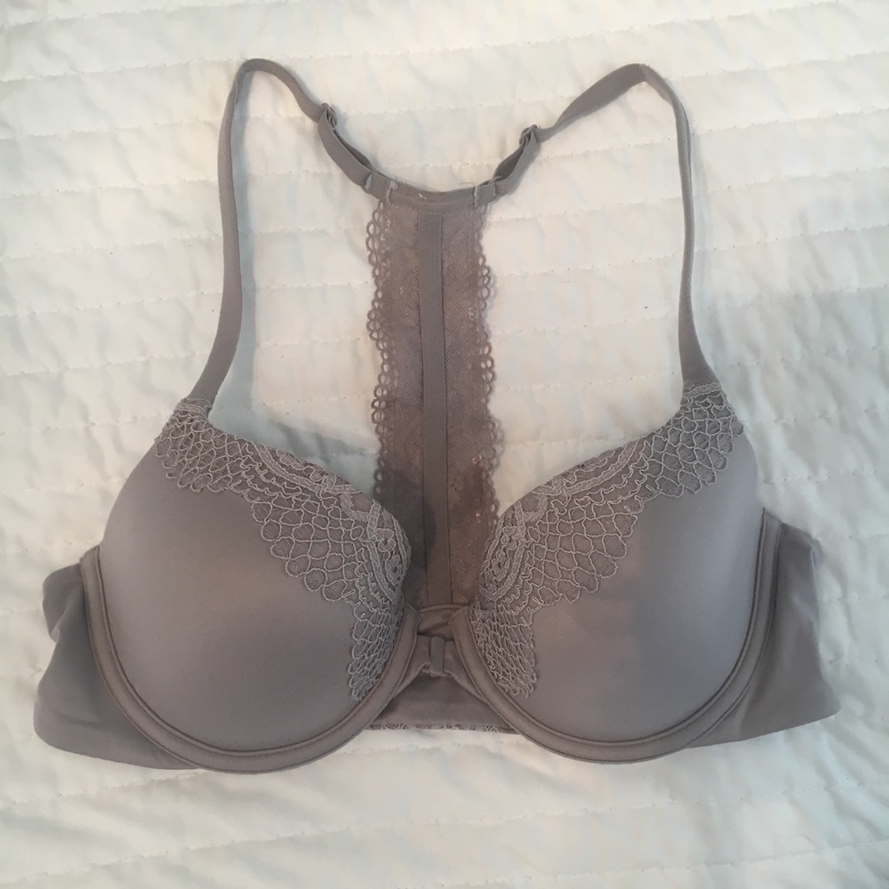 Victoria’s Secret front-clasp bra